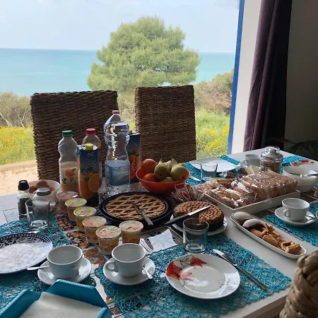 Locazione Turistica Il Tucano Bed and Breakfast Αγκριτζέντο