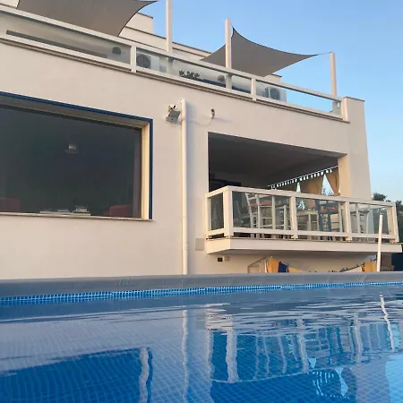 Locazione Turistica Il Tucano 4*