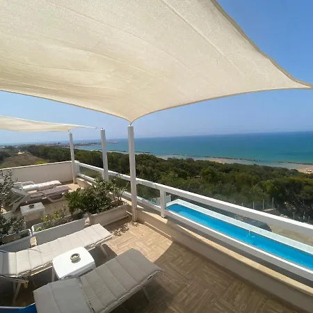 Locazione Turistica Il Tucano Oda ve Kahvaltı 4*