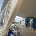 Locazione Turistica Il Tucano Bed and Breakfast Αγκριτζέντο