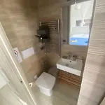 Bed and Breakfast Locazione Turistica Il Tucano 4*