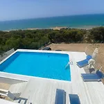 Locazione Turistica Il Tucano Bed and Breakfast 4*