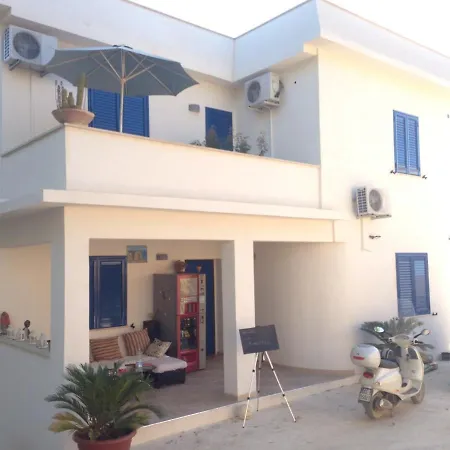 Locazione Turistica Il Tucano Bed & Breakfast 2*