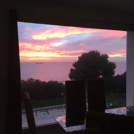 Locazione Turistica Il Tucano Couette-café