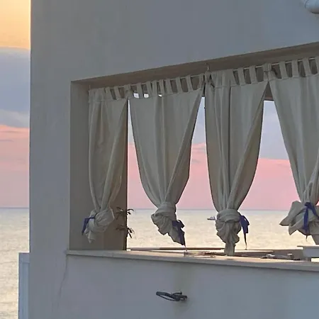 Locazione Turistica Il Tucano Couette-café Agrigente