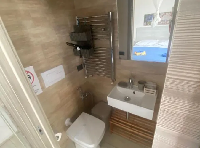 Bed & Breakfast Locazione Turistica Il Tucano 4*