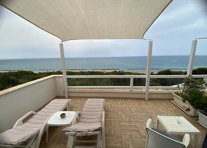 Locazione Turistica Il Tucano 住宿加早餐酒店